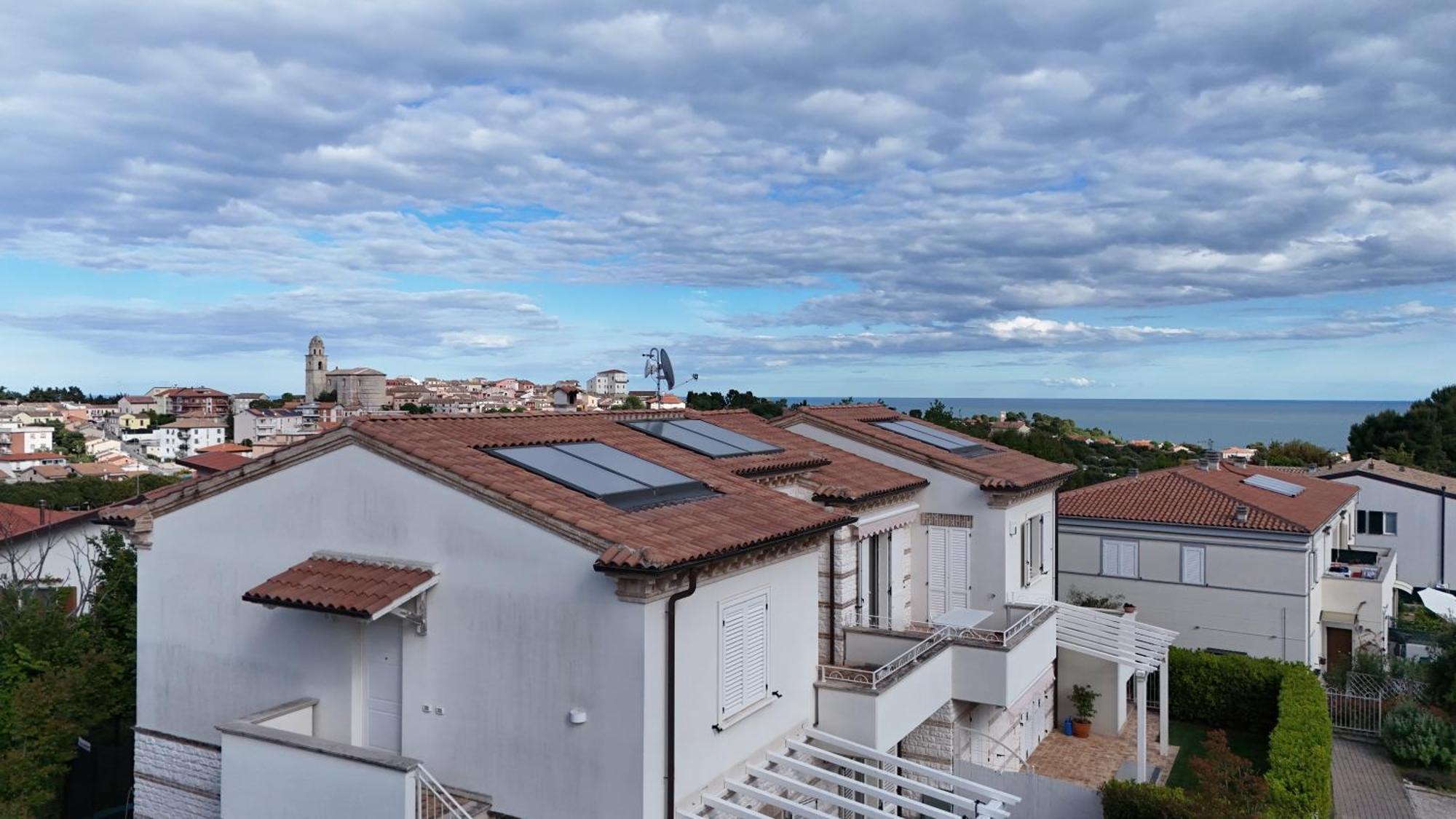 S023 - Sirolo, Magnifico Trilocale Design Con Terrazzo Apartment ภายนอก รูปภาพ